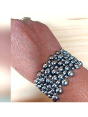 Gunmetal Silver-tone Multi-Strand Bubble Stretch Cuff Bracelet